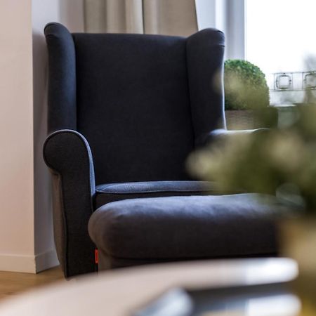 Apartment Poznan Mtp Chelmonskiego By Noclegi Renters Ngoại thất bức ảnh